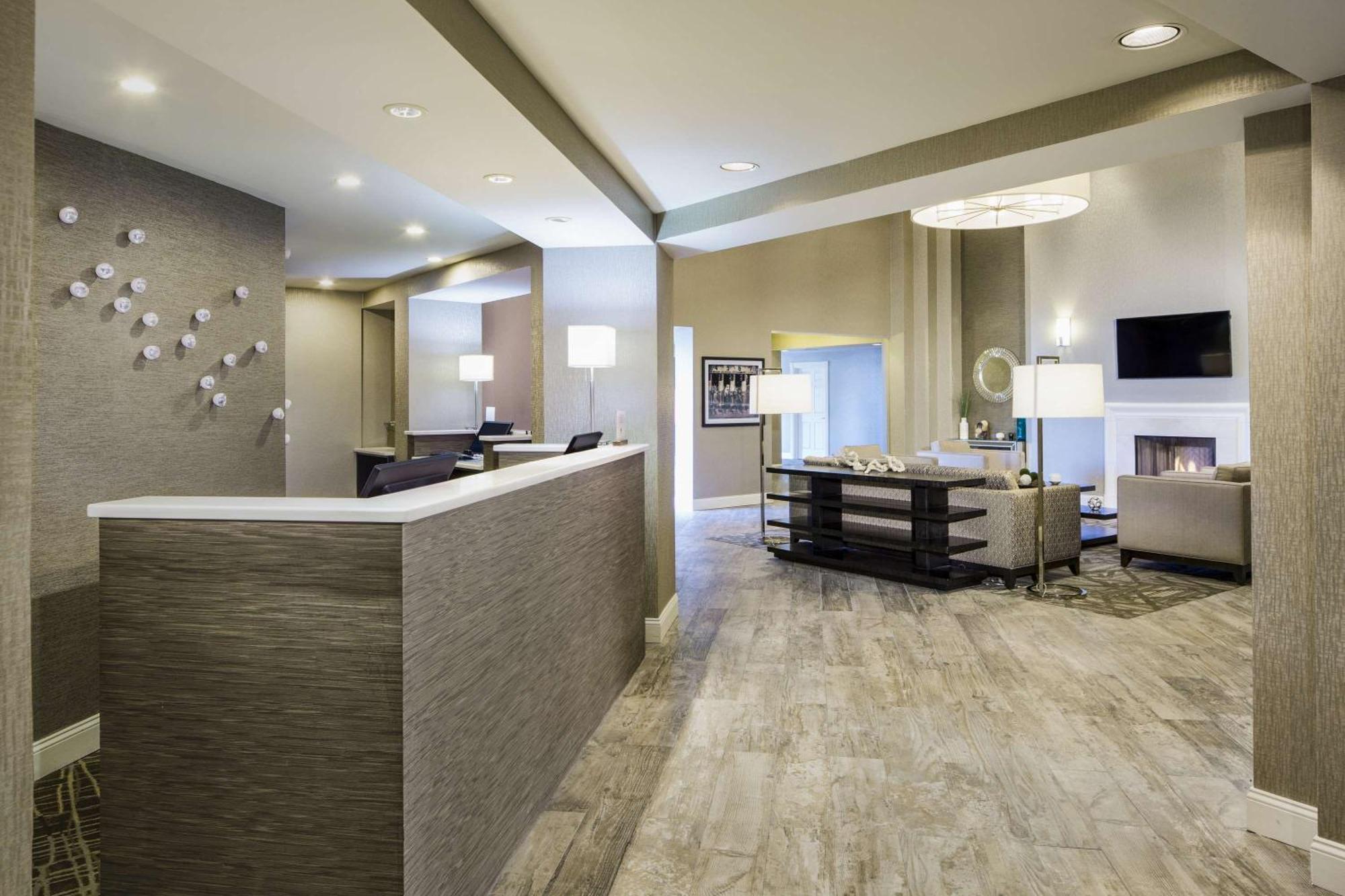 Hotel Doubletree By Hilton Laurel, Md Esterno foto